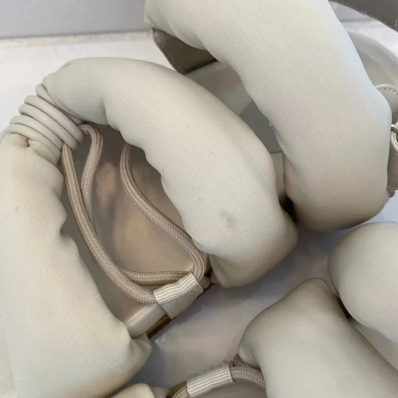 Azalea Wang Womens Captivating Bone Sandals Size 7 Open Toe - Picture 8 of 8